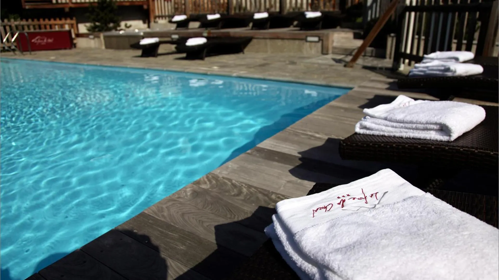 ****  הוטלוס Hotel La Ferme Du Chozal, Chalet De Tradition צרפת